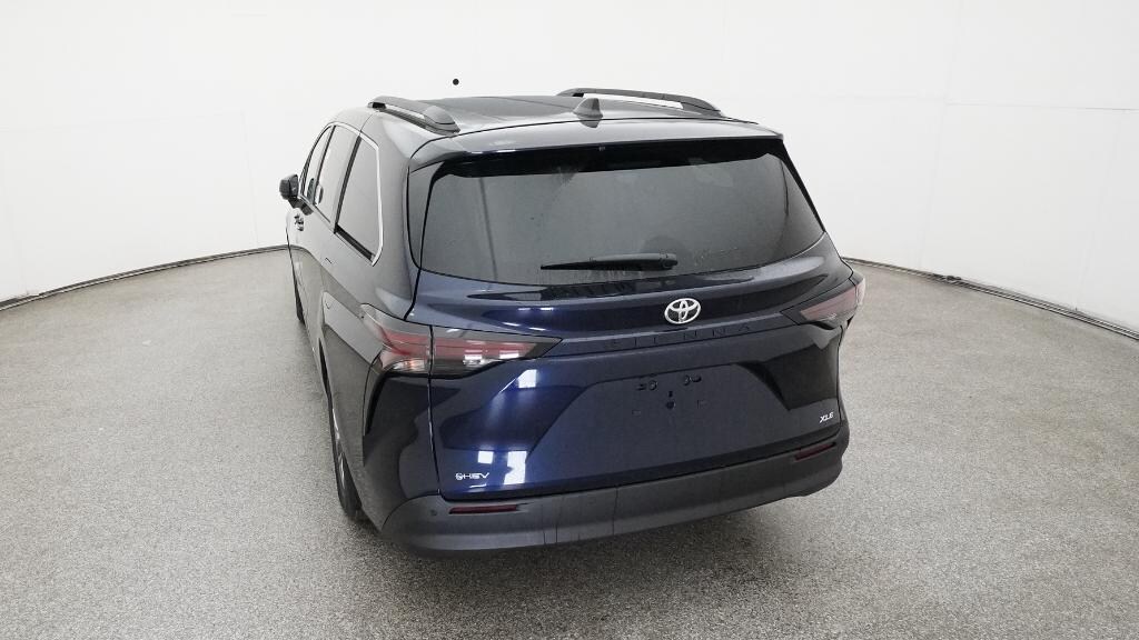 New 2026 Toyota Sienna XLE 8 Passenger Van Passenger Van