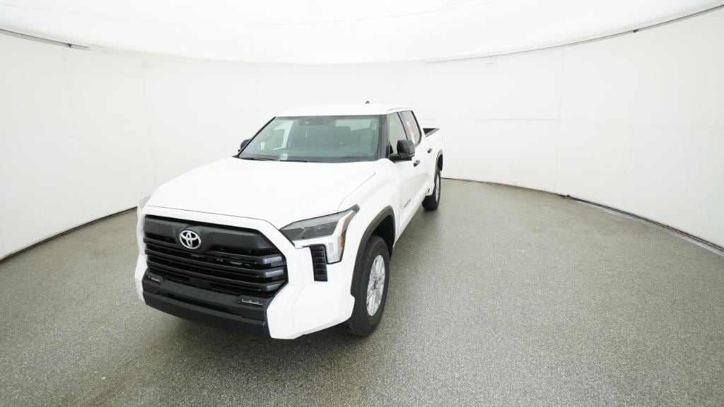 2026 Toyota Tundra SR5 - Photo 32