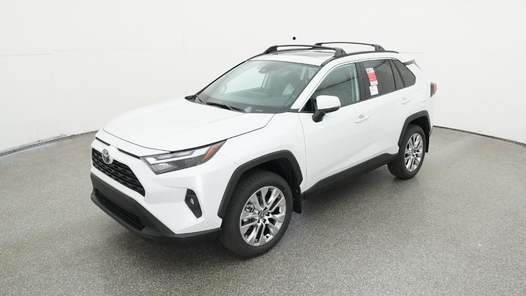 2025 Toyota RAV4 XLE Premium's photo