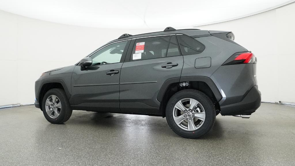 2025 Toyota RAV4 XLE photo 2