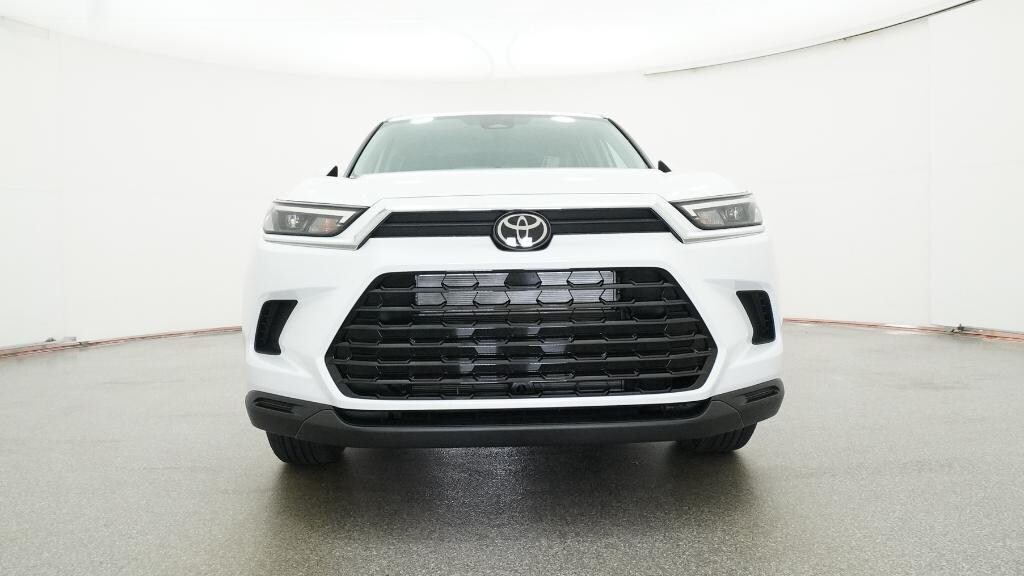 New 2026 Toyota Grand Highlander Hybrid XLE SUV