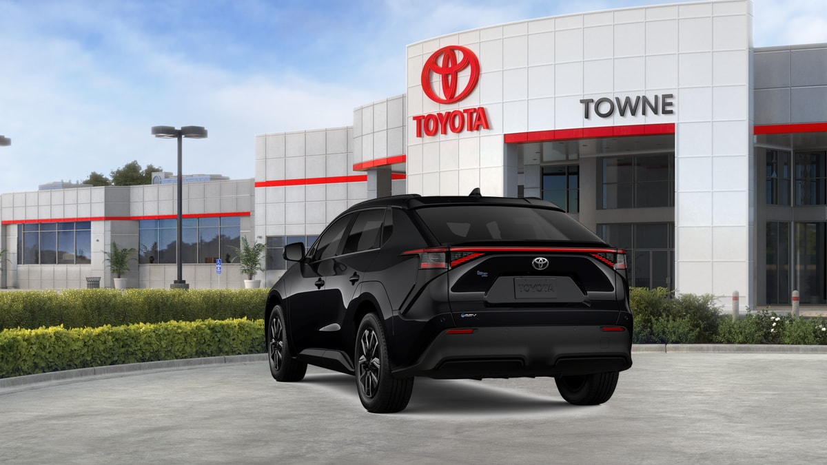 2026 Toyota bZ XLE - Photo 7