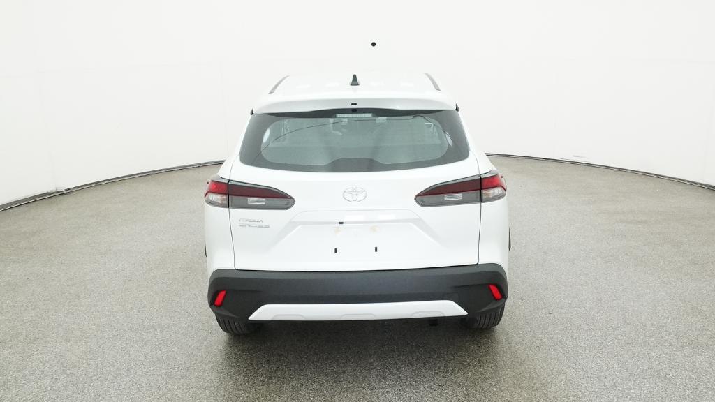 2026 Toyota Corolla Cross L photo 4