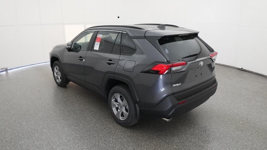 New 2025 Toyota RAV4 XLE XLE FWD SUV
