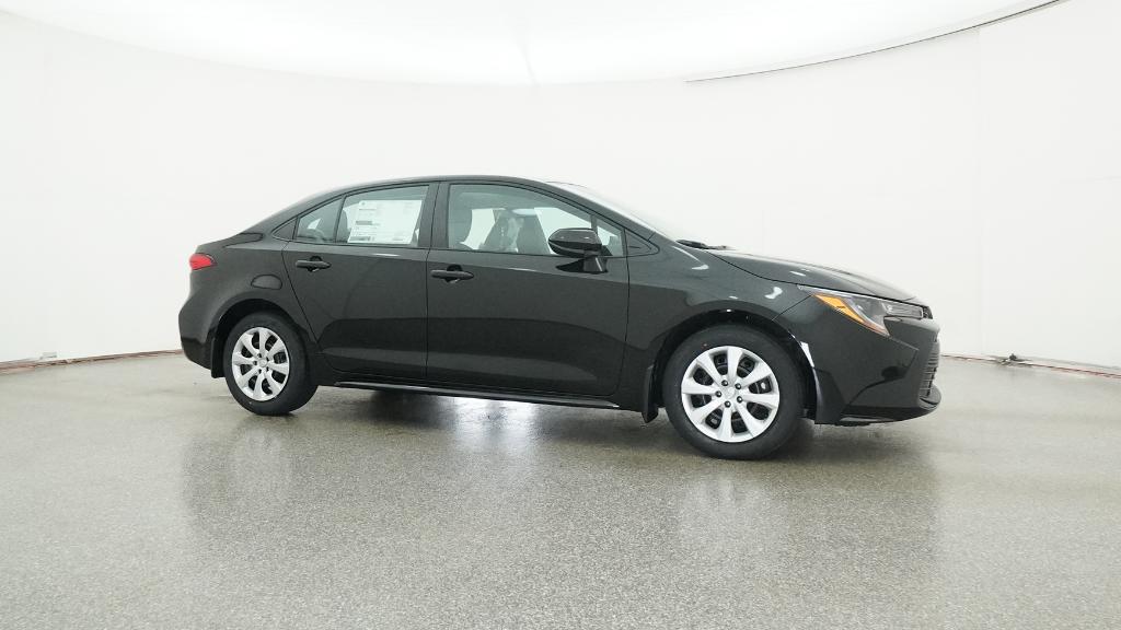 2026 Toyota Corolla LE photo 2