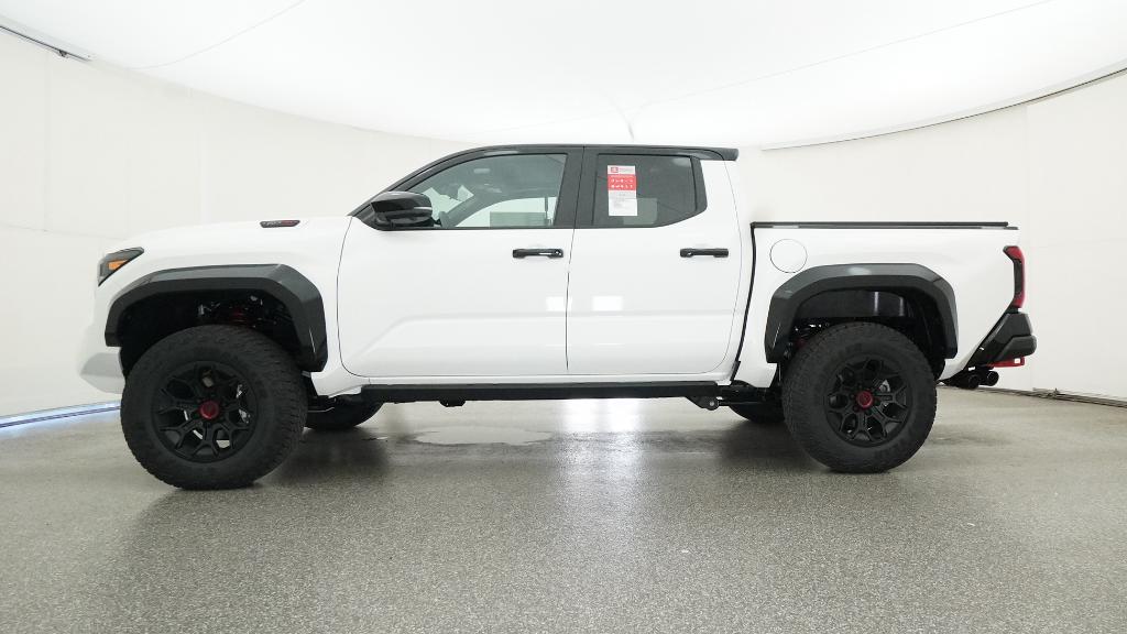 2025 Toyota Tacoma TRD Pro - Photo 27