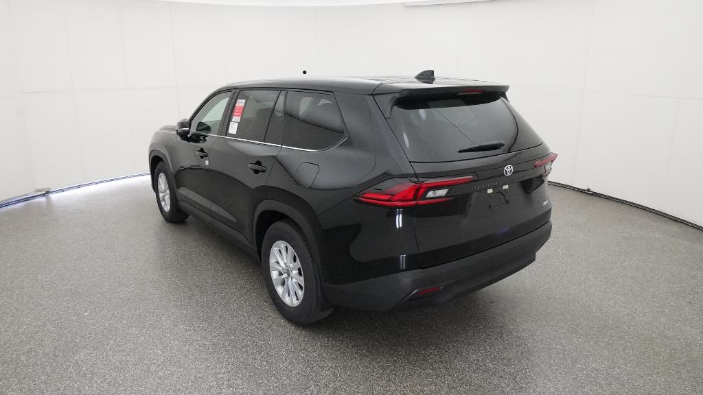 2026 Toyota Grand Highlander XLE photo 2