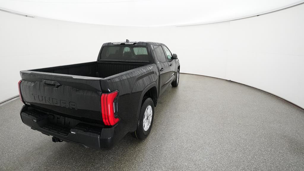 2025 Toyota Tundra SR5 - Photo 13
