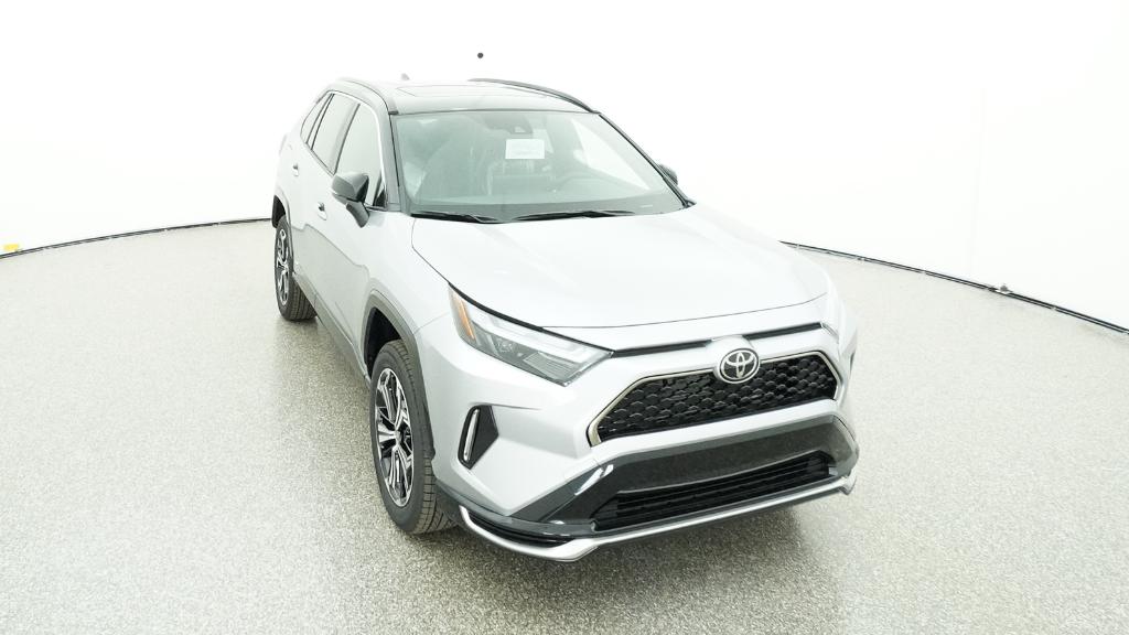 2025 Toyota RAV4 Hybrid XSE photo 2
