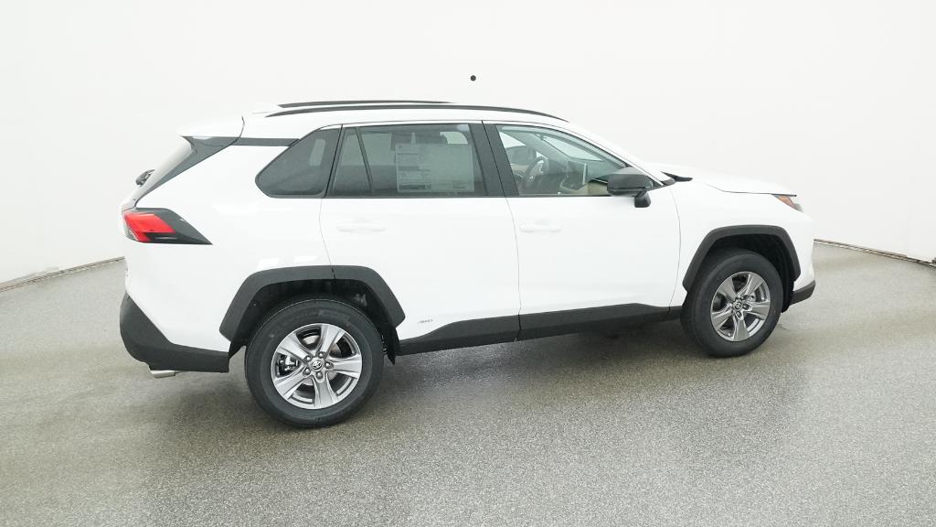 2025 Toyota RAV4 Hybrid LE photo 3