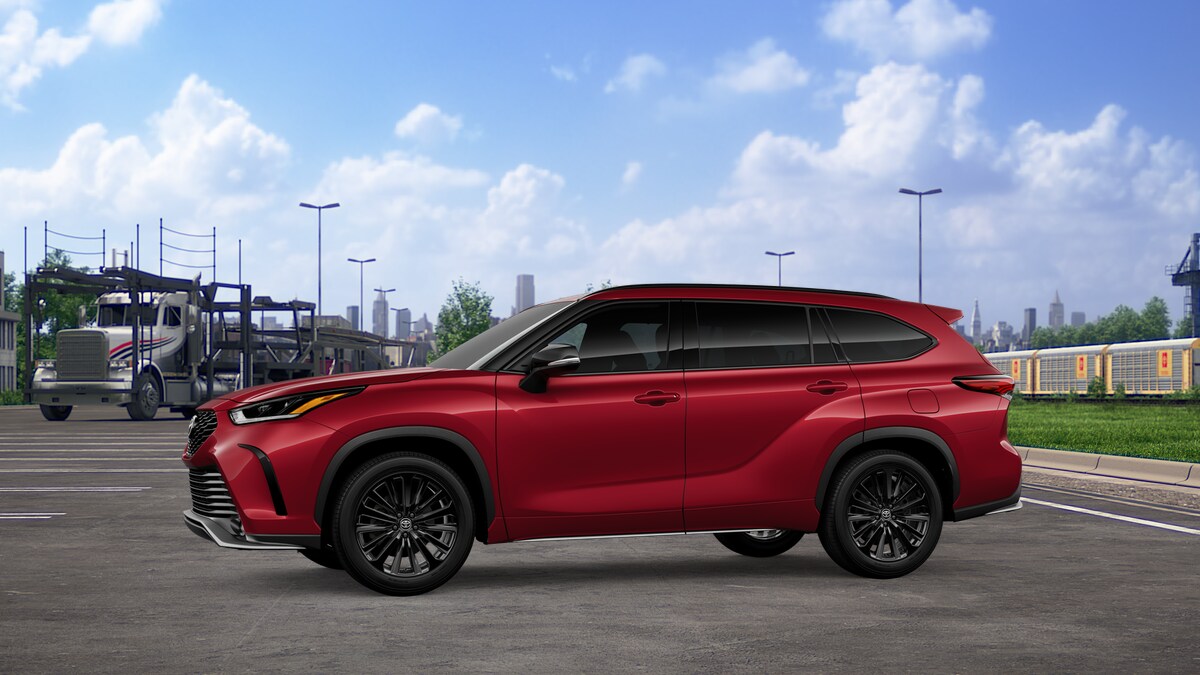 2026 Toyota Highlander XSE photo 3