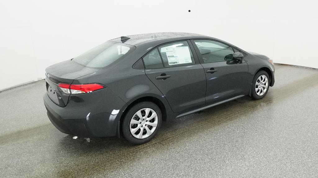 2026 Toyota Corolla LE photo 4
