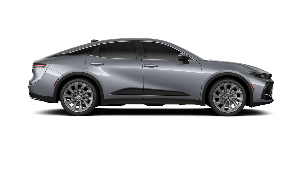 2026 Toyota Crown Limited - Photo 12