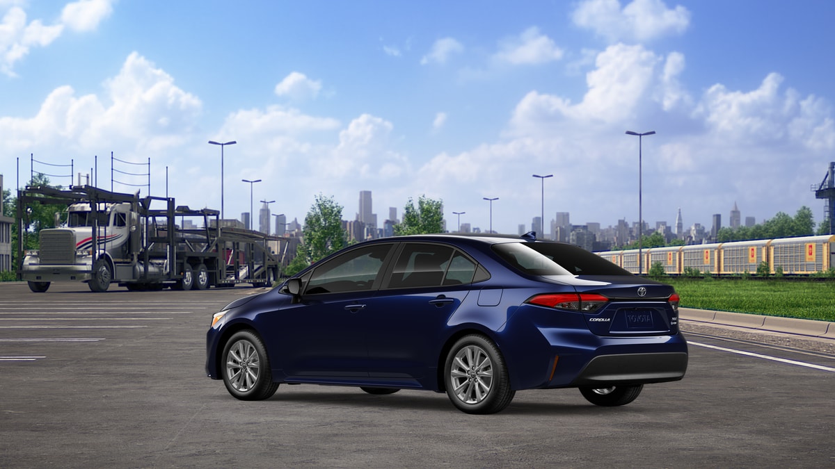 2026 Toyota Corolla XLE - Photo 6