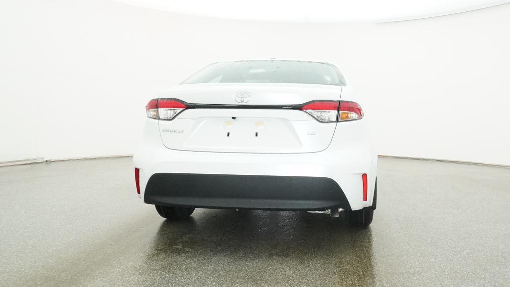 2026 Toyota Corolla LE photo 3