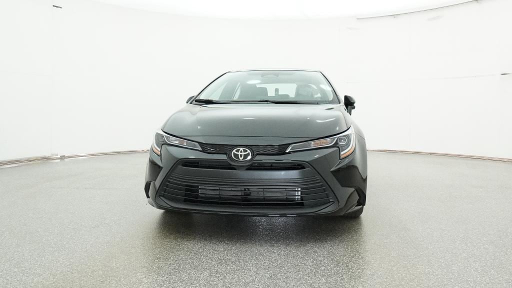 2026 Toyota Corolla LE photo 4