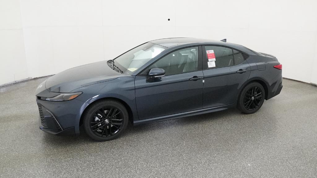 2026 Toyota Camry SE photo 2