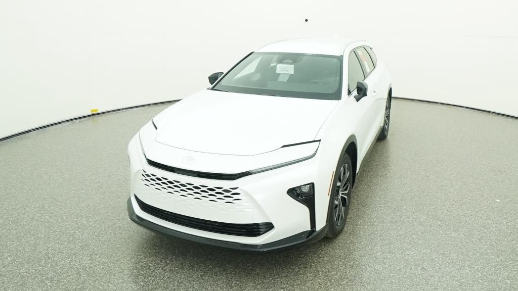 New 2025 Toyota Crown Signia XLE SUV