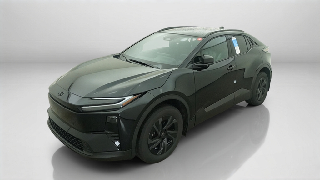 New 2026 Toyota C-HR SE SUV