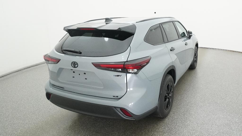 2025 Toyota Highlander Hybrid XLE photo 3