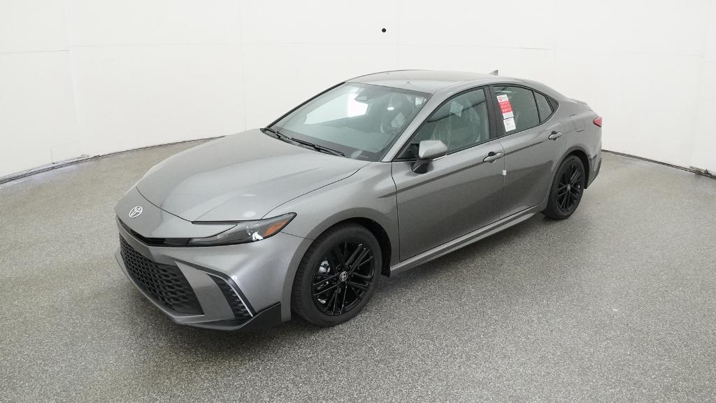2026 Toyota Camry SE's photo
