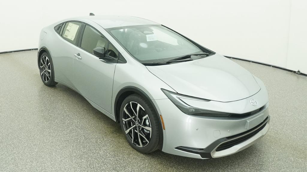 2026 Toyota Prius Plug-in Hybrid XSE - Photo 14