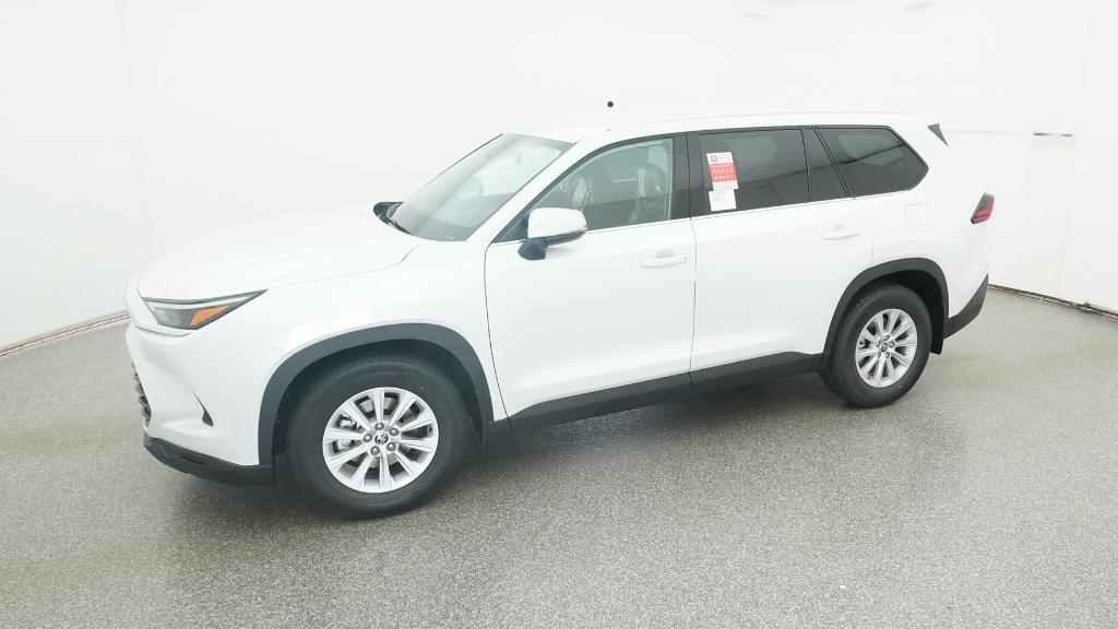 2026 Toyota Highlander Hybrid XLE photo 3