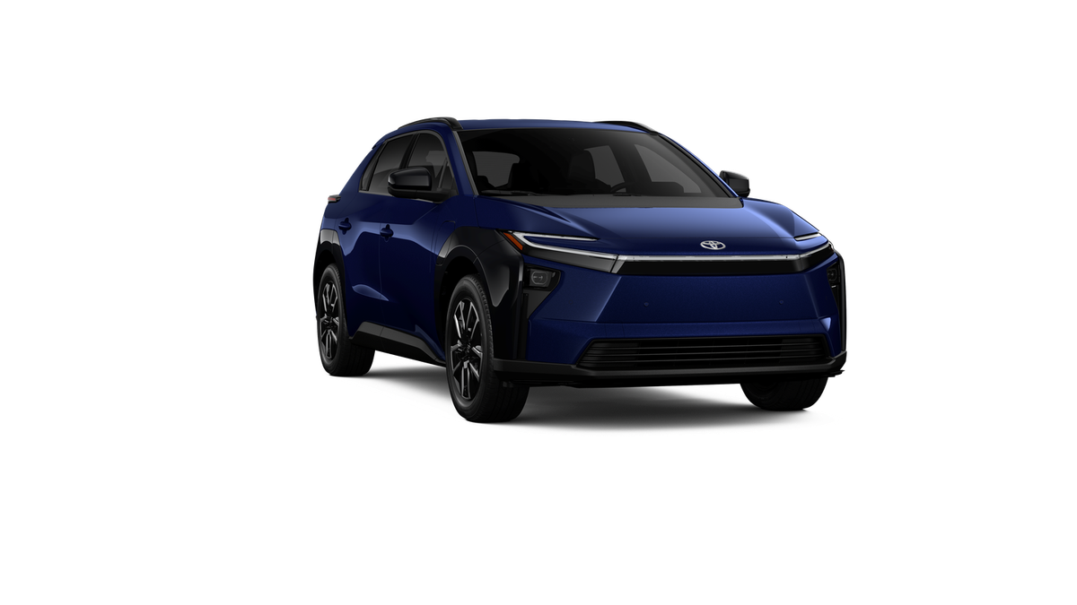 2026 Toyota bZ XLE - Photo 16