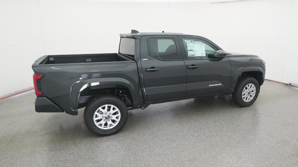 2025 Toyota Tacoma SR5 photo 3