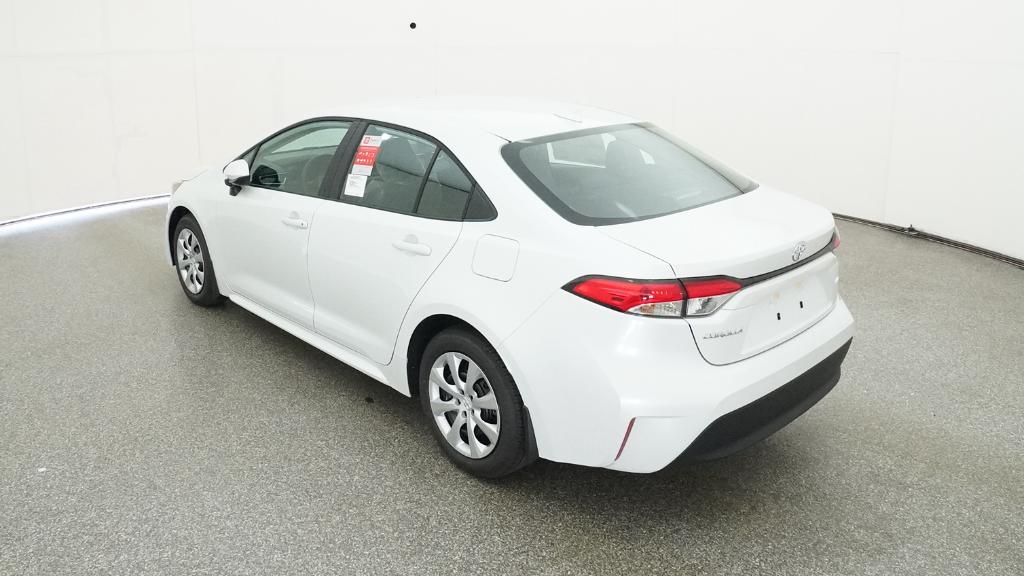 2026 Toyota Corolla LE photo 3