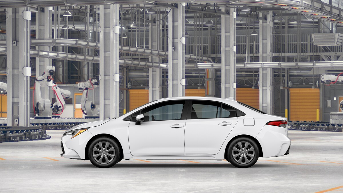 2026 Toyota Corolla LE photo 3