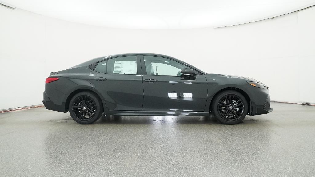 2026 Toyota Camry SE photo 2