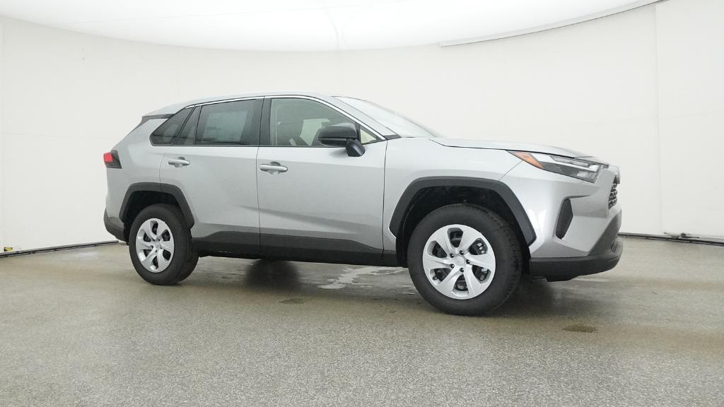 2025 Toyota RAV4 LE photo 2