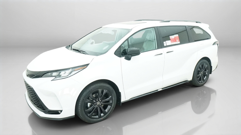 2026 Toyota Sienna XSE 7 PASSENGER