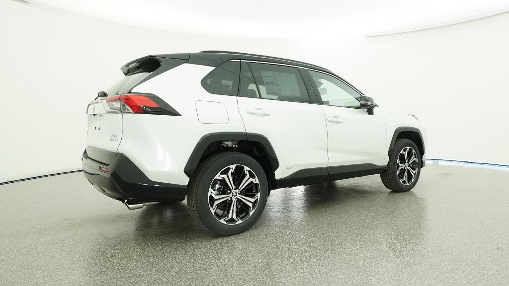 2025 Toyota RAV4 Hybrid XSE photo 3