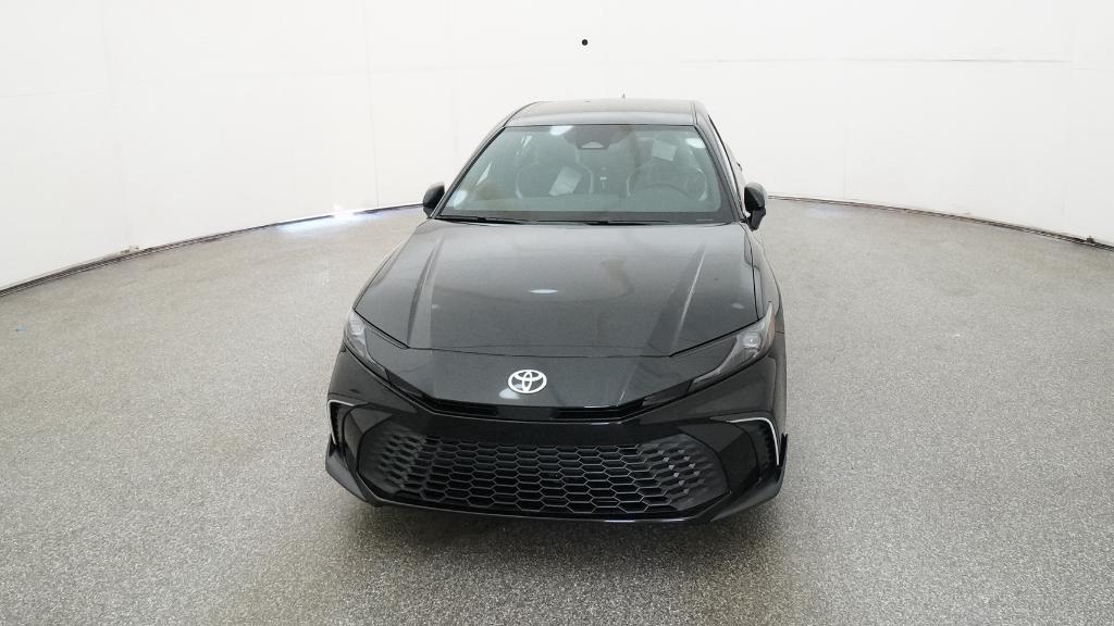 2026 Toyota Camry SE photo 3