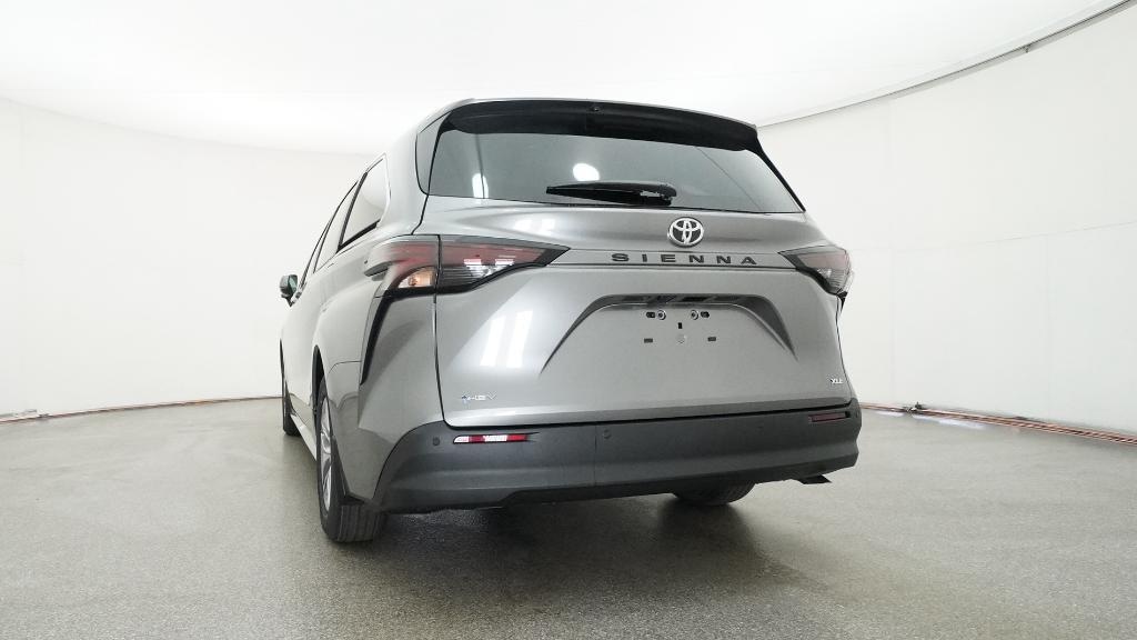 New 2026 Toyota Sienna XLE Van Passenger Van