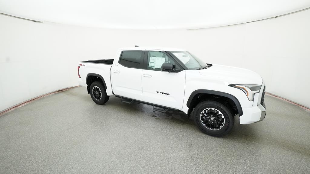 2025 Toyota Tundra SR5 - Photo 29