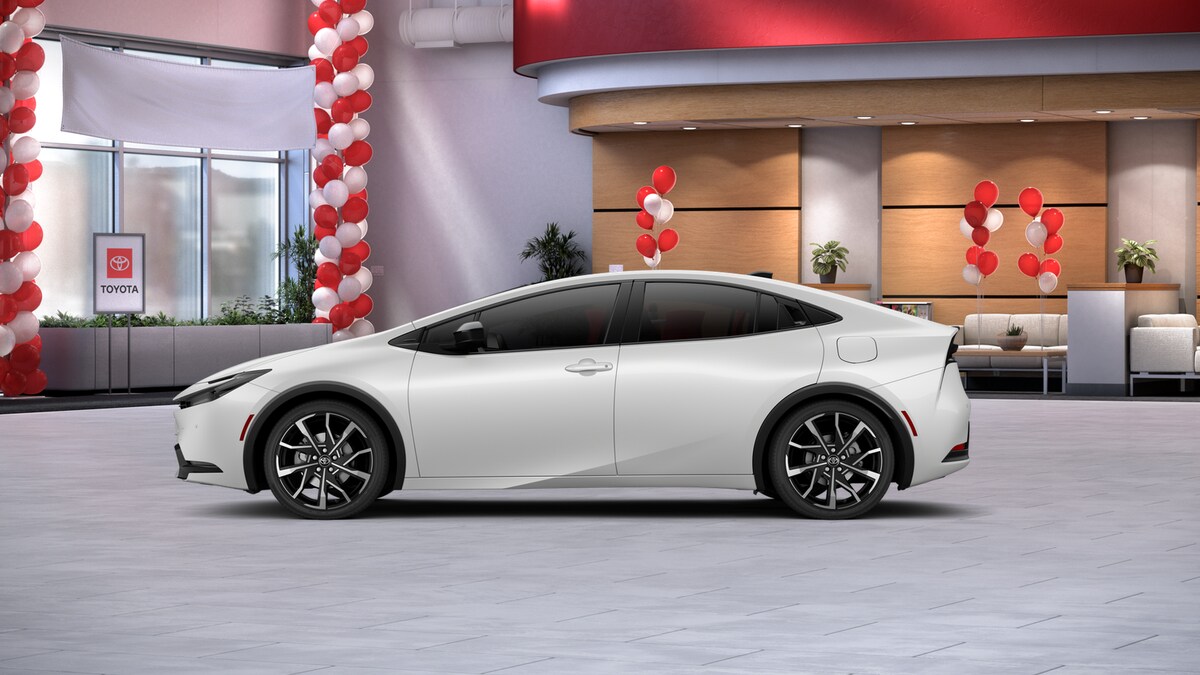 2026 Toyota Prius Plug-in Hybrid XSE photo 4