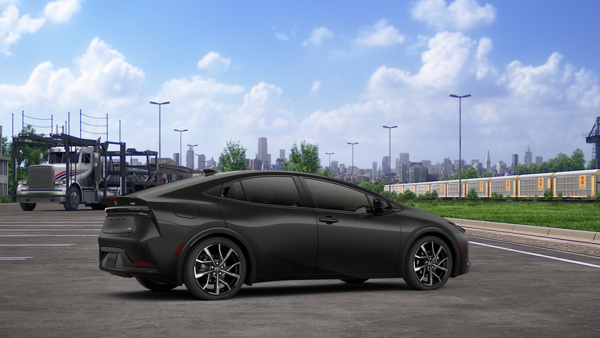 2026 Toyota Prius Plug-in Hybrid XSE Premium - Photo 31