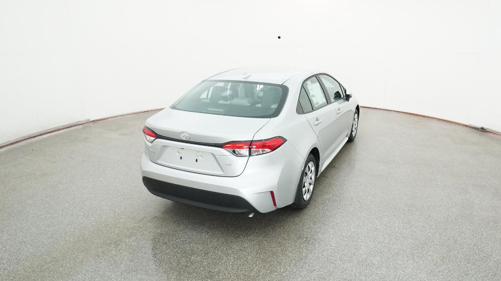 2026 Toyota Corolla LE photo 4
