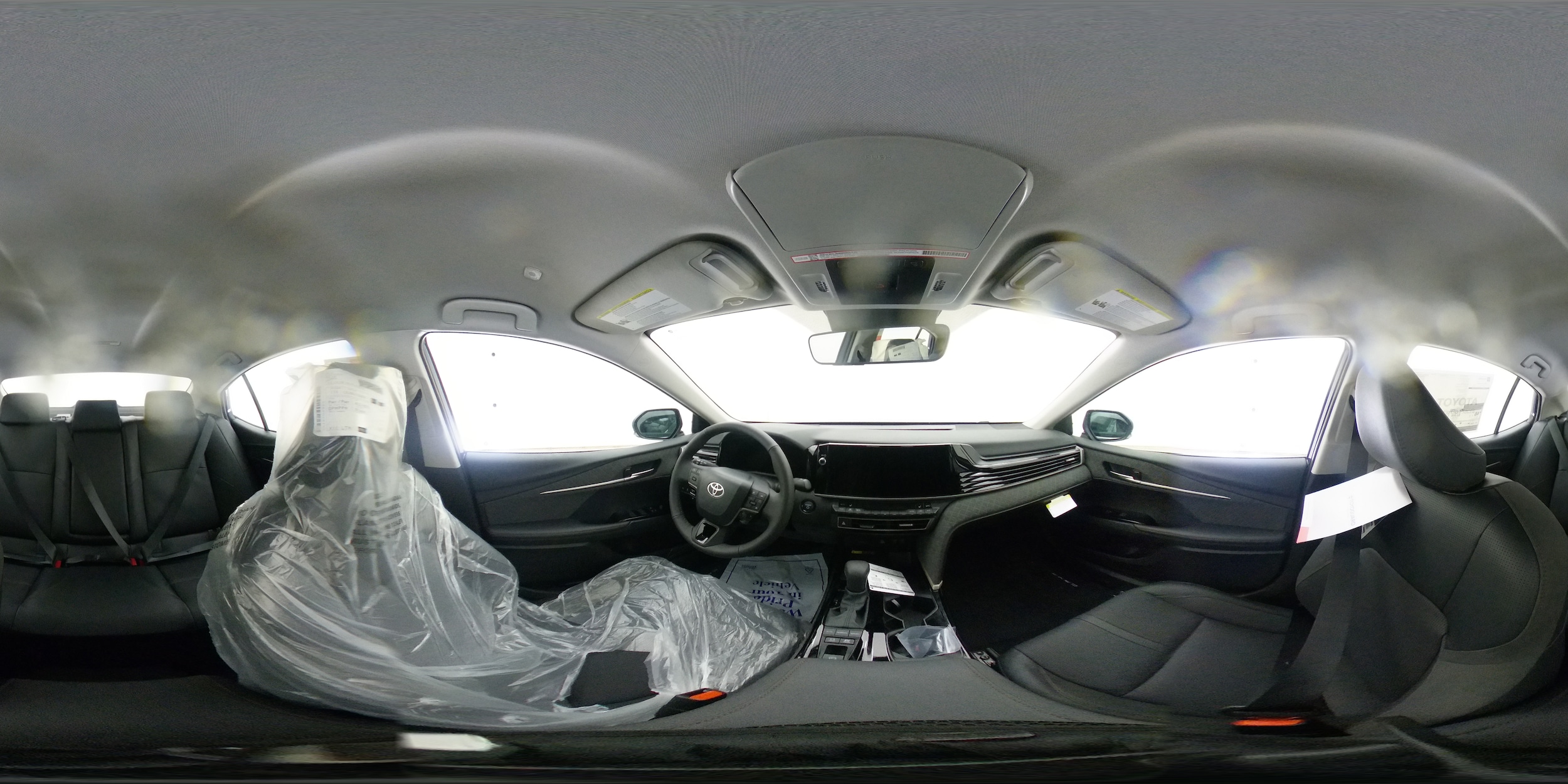 2026 Toyota Camry XLE - Photo 29