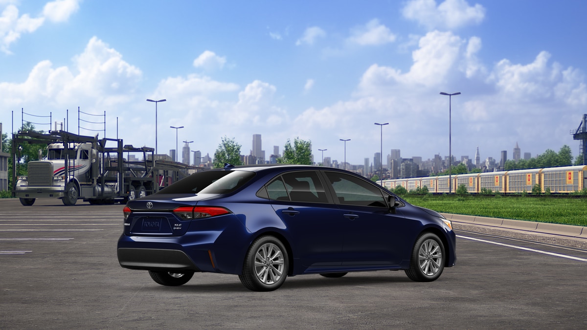 2026 Toyota Corolla XLE - Photo 10