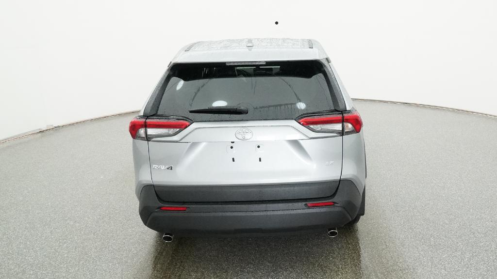 2025 Toyota RAV4 LE photo 4