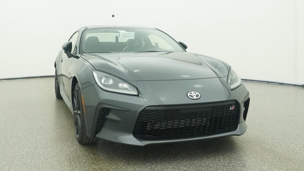 2026 Toyota GR86 MT 2+2 COUPE 6 SPD M/T