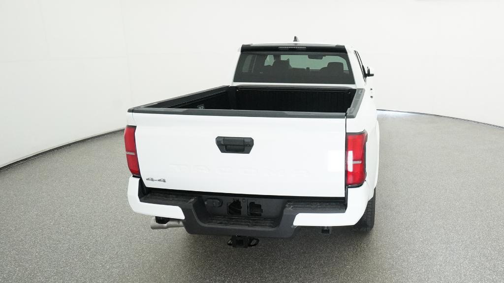 2025 Toyota Tacoma SR5 - Photo 16