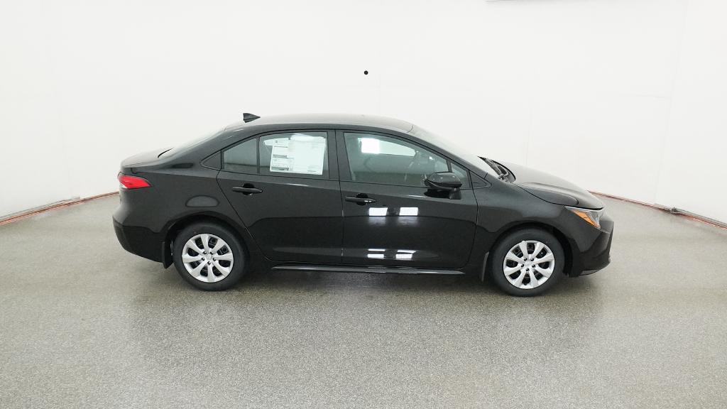 2026 Toyota Corolla LE photo 3