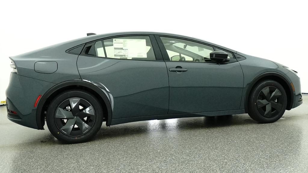 2026 Toyota Prius Plug-in Hybrid SE - Photo 66