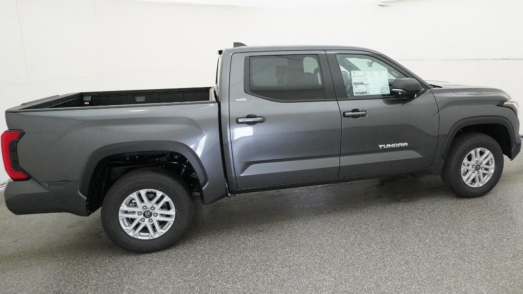 2026 Toyota Tundra SR5 - Photo 32