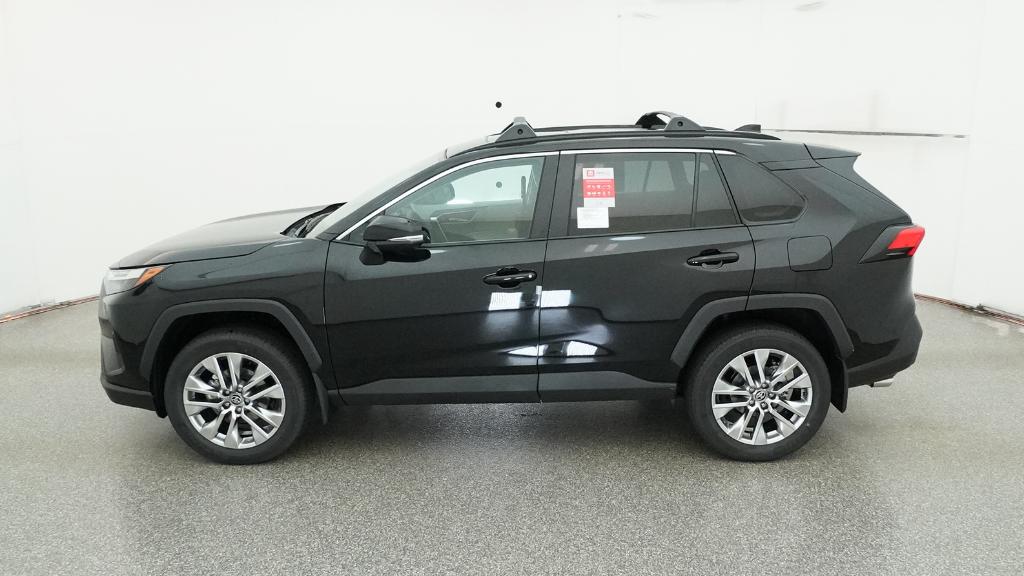 2025 Toyota RAV4 XLE Premium photo 2